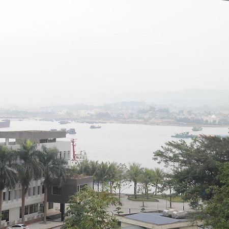 Hoang Yen Guesthouse 下龍 外观 照片